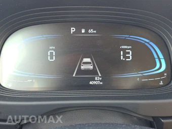 2025 Hyundai Venue SEL - miniatura 12
