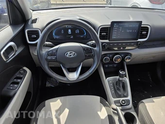 2025 Hyundai Venue SEL - miniatura 16