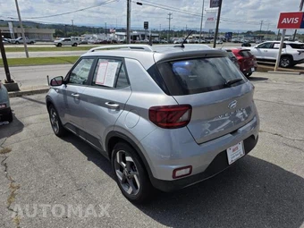 2025 Hyundai Venue SEL - miniatura 19