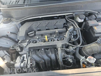 2025 Hyundai Venue SEL - miniatura 15