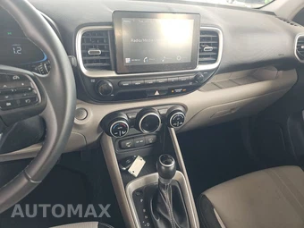 2025 Hyundai Venue SEL - miniatura 11