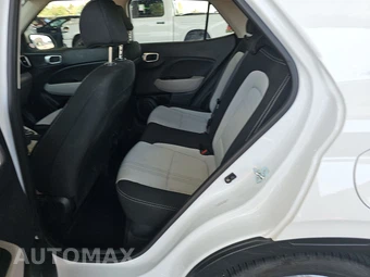 2025 Hyundai Venue SEL – miniatura 13