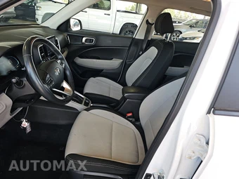2025 Hyundai Venue SEL – miniatura 7