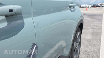 2025 Hyundai Venue SEL - miniatura 19