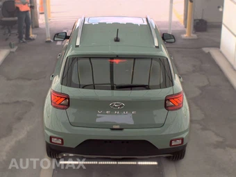 2025 Hyundai Venue SEL - miniatura 5