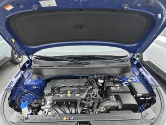 2025 Hyundai Venue SEL - miniatura 26