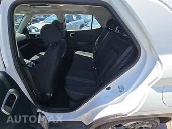 2025 Hyundai Venue SEL - miniatura 13