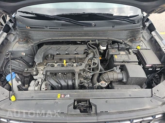 2025 Hyundai Venue SEL - miniatura 15