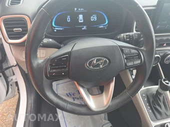 2025 Hyundai Venue SEL - miniatura 10