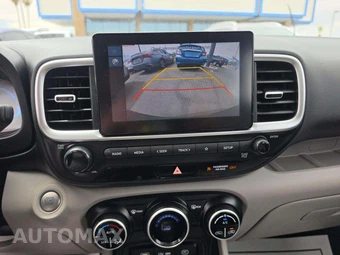 2025 Hyundai Venue SEL - miniatura 10