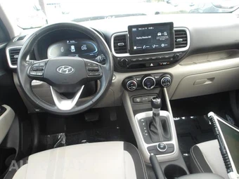 2025 Hyundai Venue SEL - miniatura 19