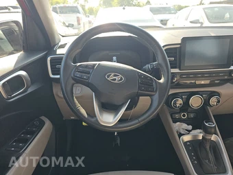 2025 Hyundai Venue SEL - miniatura 10