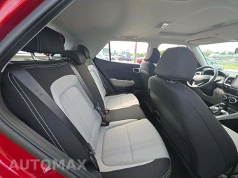 2025 Hyundai Venue SEL - miniatura 16