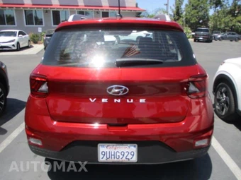 2025 Hyundai Venue SEL - miniatura 11