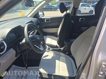 2025 Hyundai Venue SEL - miniatura 7