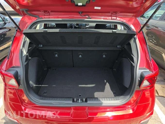 2025 Hyundai Venue SEL - miniatura 14