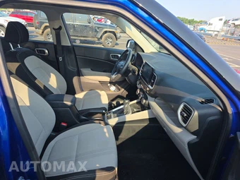 2025 Hyundai Venue SEL - miniatura 8