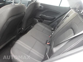 2025 Hyundai Venue SEL - miniatura 15