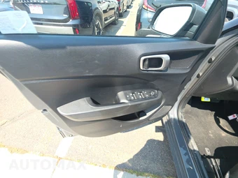 2025 Hyundai Venue SEL - miniatura 9