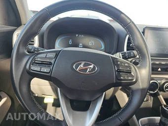 2025 Hyundai Venue SEL - miniatura 10