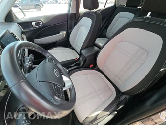 2025 Hyundai Venue SEL - miniatura 7