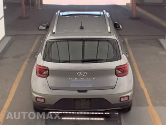 2025 Hyundai Venue SEL – miniatura 5