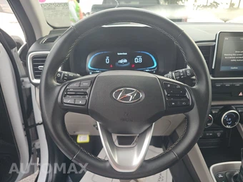 2025 Hyundai Venue SEL - miniatura 16