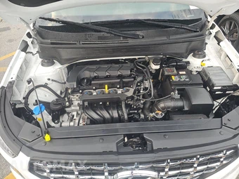 2025 Hyundai Venue SEL - miniatura 22