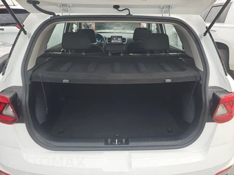 2025 Hyundai Venue SEL - miniatura 23