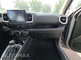 2025 Hyundai Venue SEL - miniatura 16