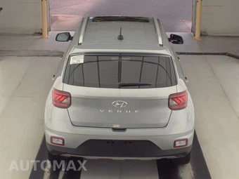 2025 Hyundai Venue SEL – miniatura 5