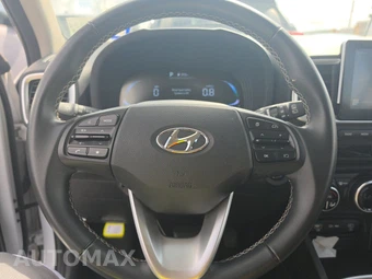 2025 Hyundai Venue SEL - miniatura 10
