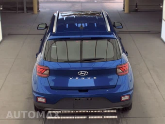 2025 Hyundai Venue SEL - miniatura 5