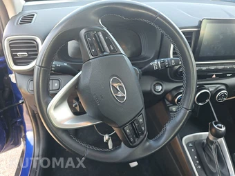 2025 Hyundai Venue SEL - miniatura 10