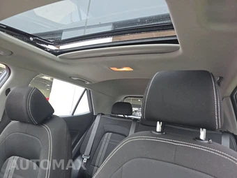 2025 Hyundai Venue SEL - miniatura 19