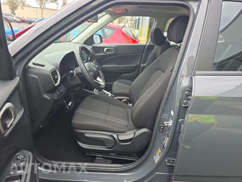 2025 Hyundai Venue SEL - miniatura 7
