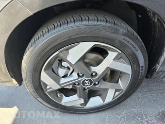 2025 Hyundai Venue SEL - miniatura 6