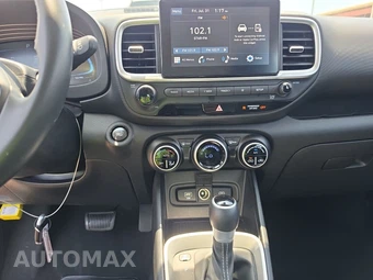 2025 Hyundai Venue SEL – miniatura 11