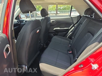 2025 Hyundai Venue SEL – miniatura 13