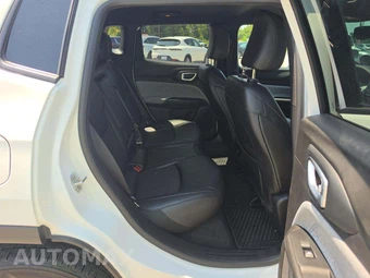 2025 Jeep Compass Latitude - miniatura 13