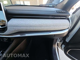 2025 Jeep Compass Latitude - miniatura 16