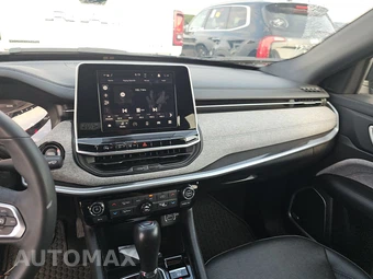 2025 Jeep Compass Latitude - miniatura 11
