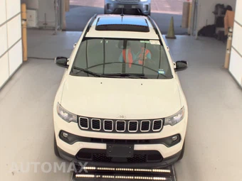 2025 Jeep Compass Latitude - miniatura 2
