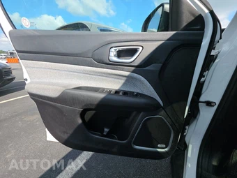 2025 Jeep Compass Latitude - miniatura 9