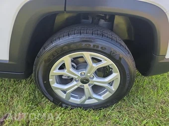 2025 Jeep Compass Latitude - miniatura 11