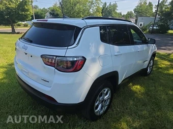 2025 Jeep Compass Latitude - miniatura 4