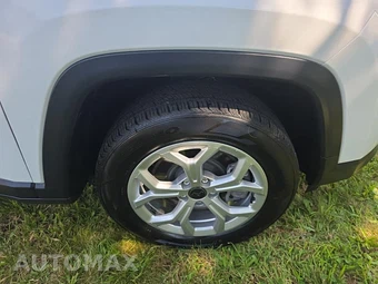 2025 Jeep Compass Latitude - miniatura 9