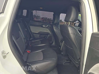 2025 Jeep Compass Latitude - miniatura 16