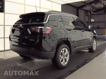 2025 Jeep Compass Latitude - miniatura 4