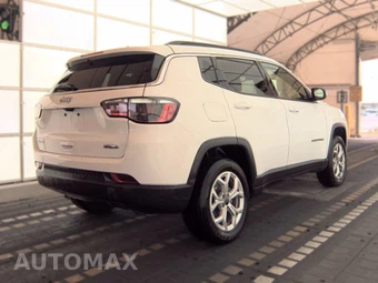 2025 Jeep Compass Latitude - miniatura 4